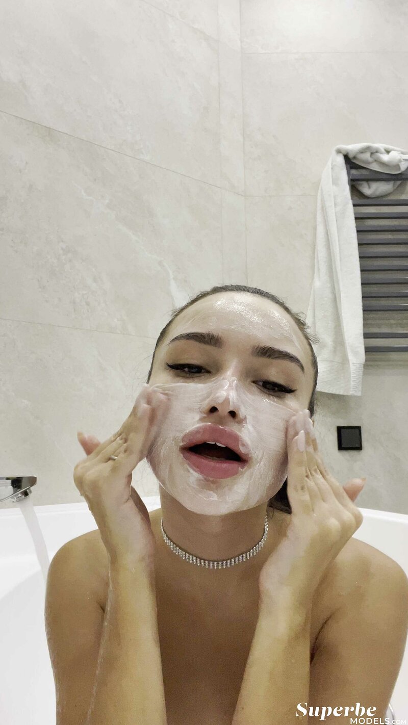 Милена, 19